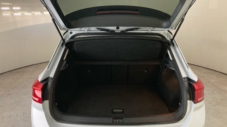 Volkswagen T-Roc 1.0 TSI 110 Design 5dr Petrol Hatchback